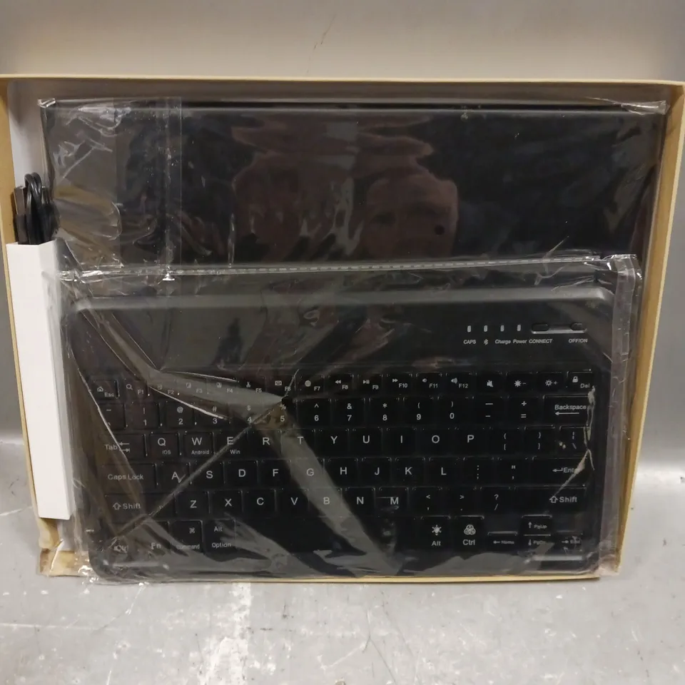 BORIYUAN WIRELESS KEYBOARD & TABLET CASE 