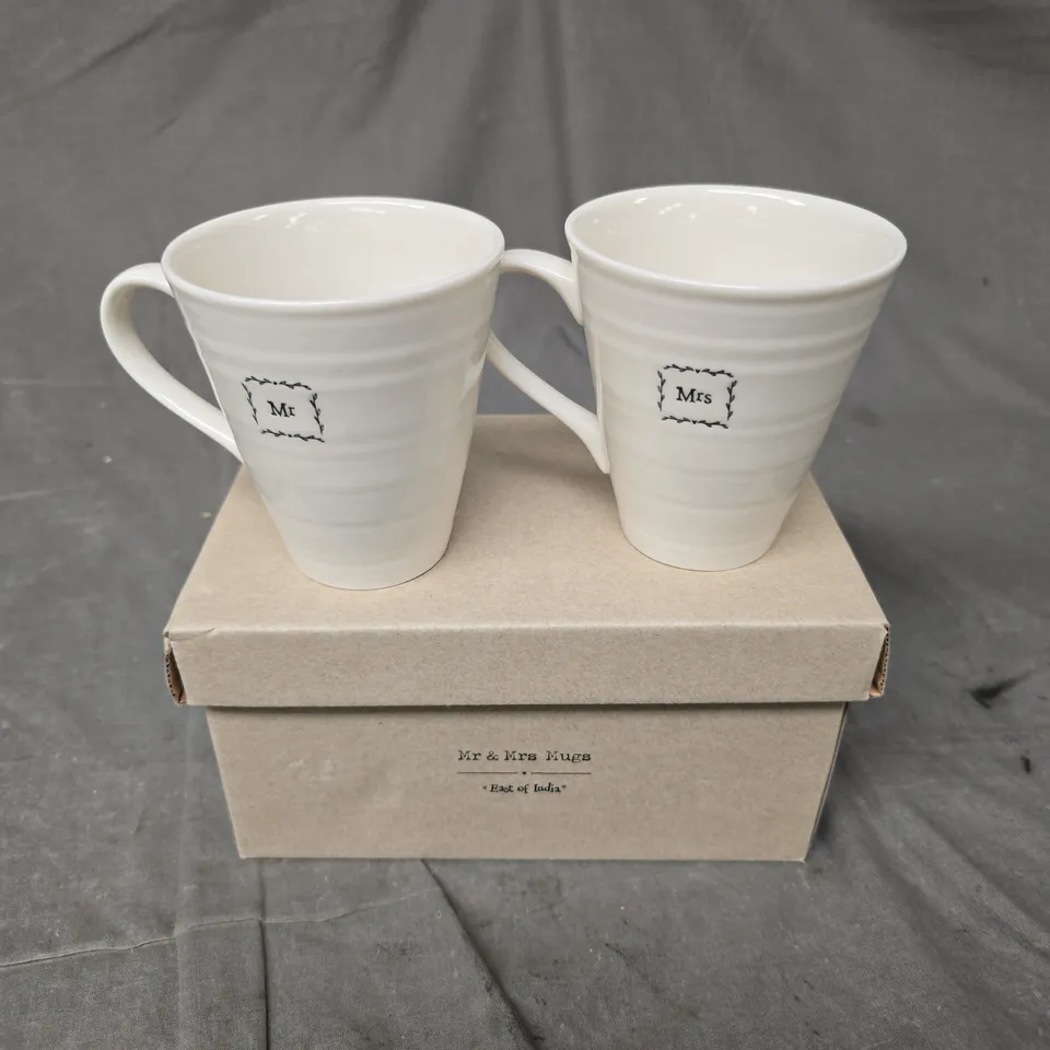BOXED MR & MRS EAST OF INDIA MUG SET 