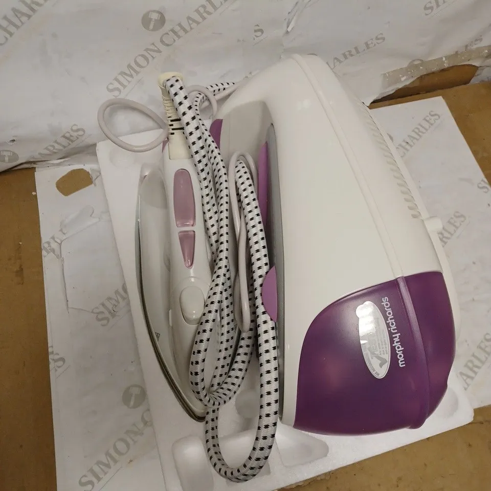 MORPHY RICHARDS JET STEAM GENERATOR IRON PINK/WHITE
