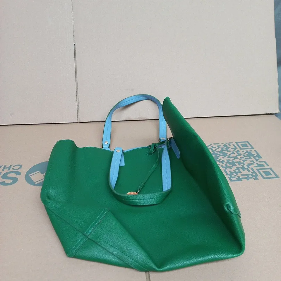 CAMPO MARZIO GREEN HANDBAG WITH LIGHT-BLUE HANDLES