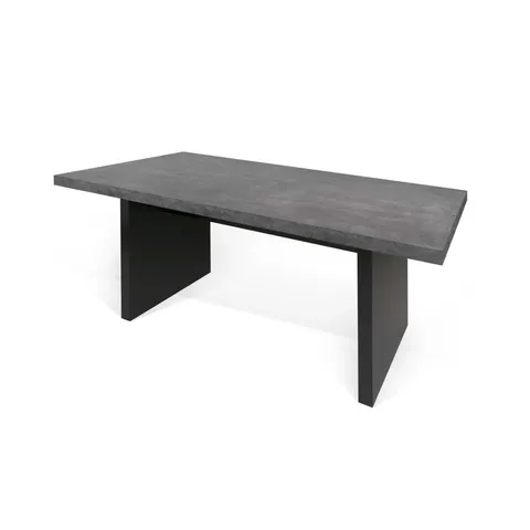 BOXED HAMBLY DINING TABLE