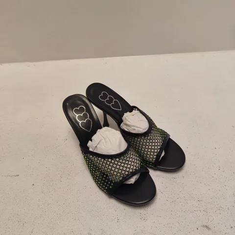 UK 6 WOMEN'S HEELED SANDALS – BLACK PU MESH UPPER