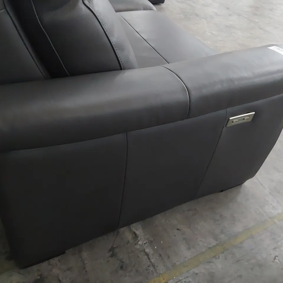 QUALITY ITALIAN DESIGNER ADRIANO LOUNGE SUITE, COMPRISING POWER RECLINING THREE SEATER SOFA, EASY CHAIR & STORAGE FOOTSTOOL