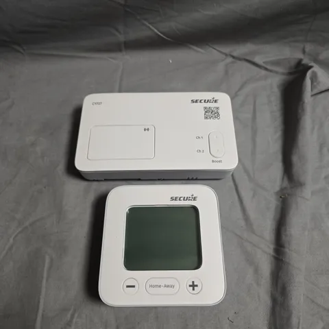 SECURE C1727 SMART PROGRAMMABLE THERMOSTAT 