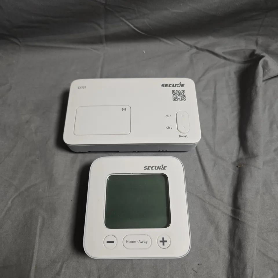 SECURE C1727 SMART PROGRAMMABLE THERMOSTAT 
