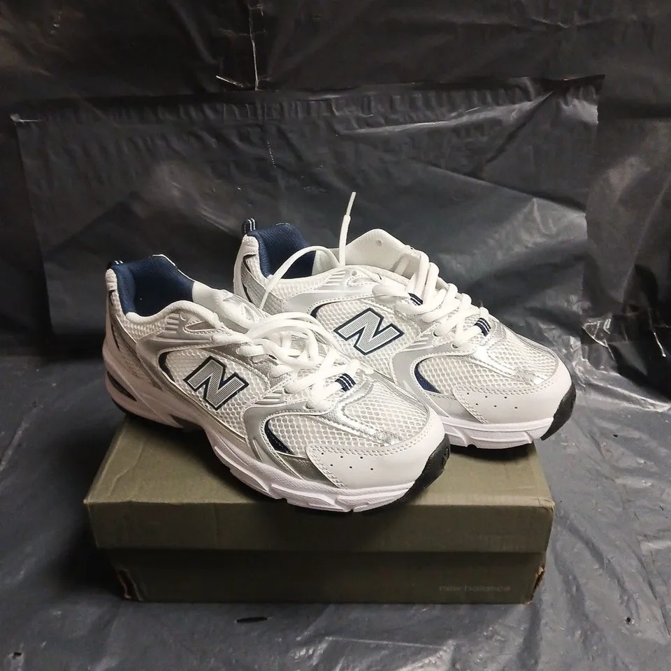 New Balance Running Shoes - White/Blue (Men's 7)