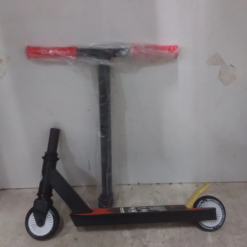 BOXED STUNTED RANT STUNT SCOOTER  RRP £45