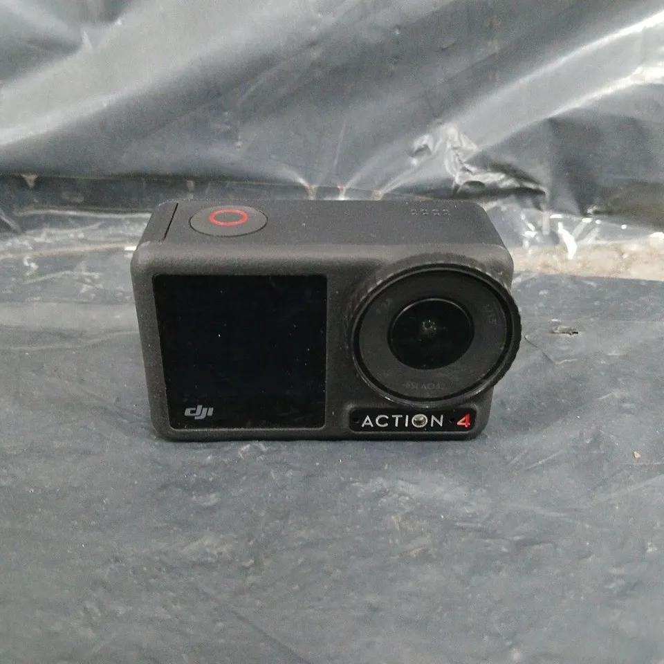 DJI OSMO ACTION 4 STANDARD COMBO