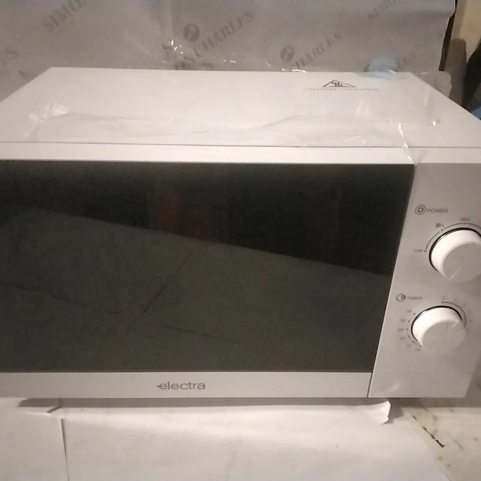 BOXED ELECTRA MICROWAVE OVEN 