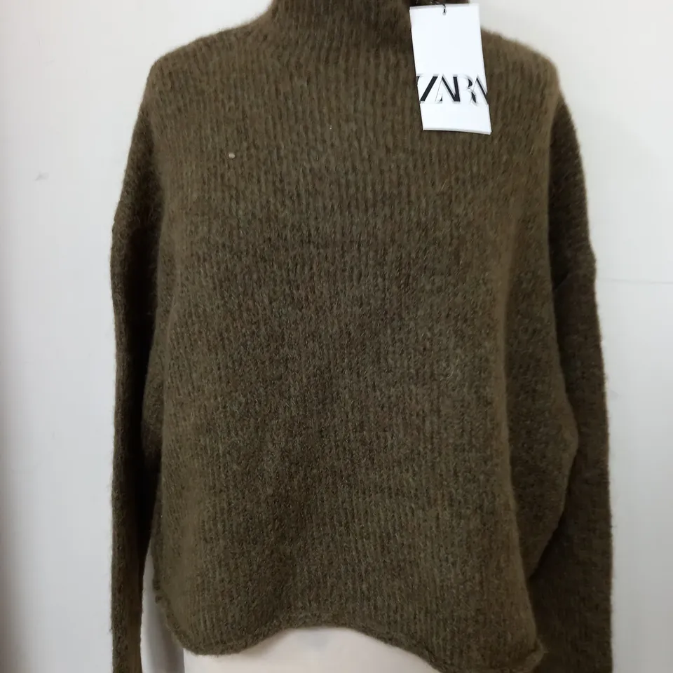 ZARA HIGH NECK SWEATSHIRT IN KHAKI SIZE XL