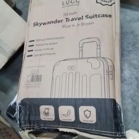 BOXED LUGG 20INCH SKYWANDER TRAVEL SUITCASE BLUE WITH BROWN 