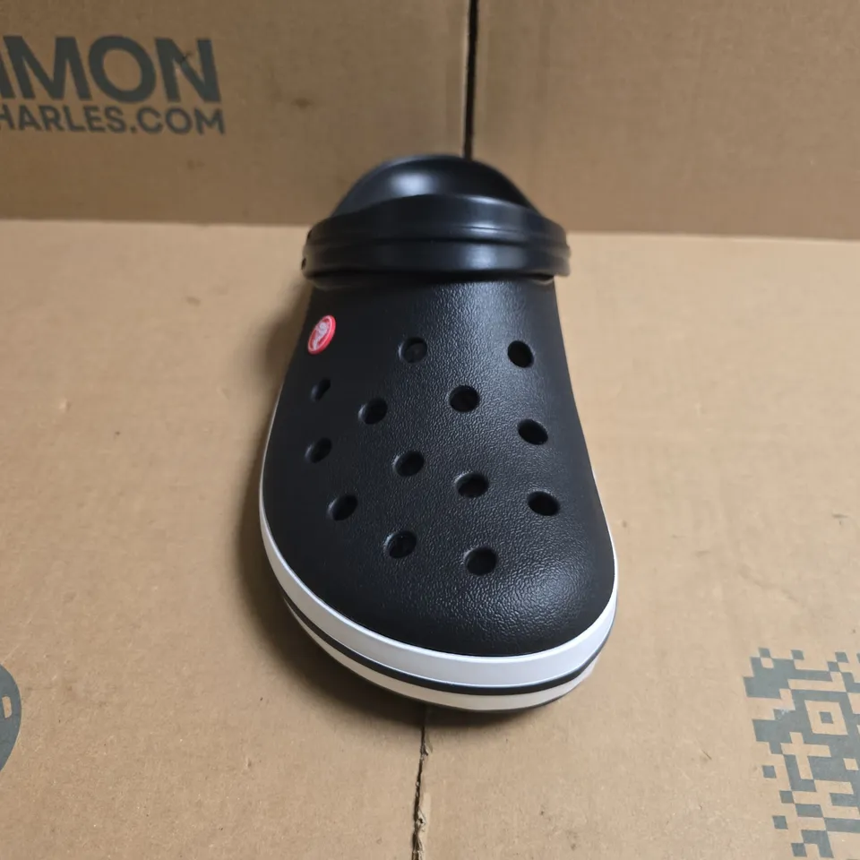 PAIR OF CROCS CROCBAND CLOGSIN BLACK/WHITE SIZE UK M10/W11