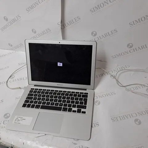 APPLE MACBOOK AIR6, 2/A 1466  SERIEL #C02NHC7HG085