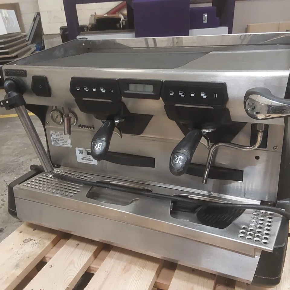 RANCILIO CLASSE 7 COMMERCIAL 2 GROUP COFFEE MACHINE