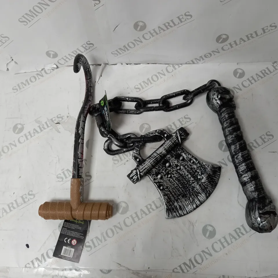 BOX OF APPROX 8 ASSORTED HALLOWEEN DECORATIVE ITEMS TO INCLUDE SEVERED HAND AND FOOT, BLOODY HOOK, CHAINED WEAPON. 