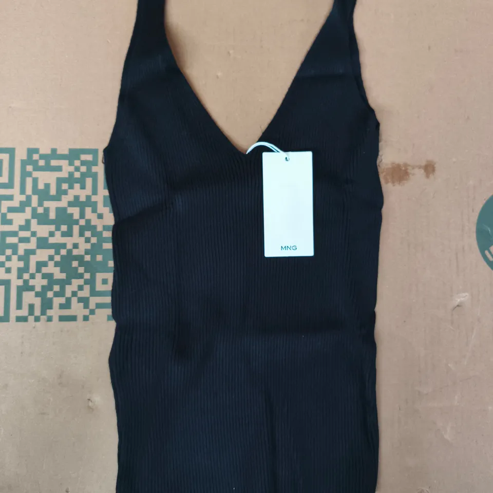 MANGO BLACK RIBBED TANK TOP SIZE SMALL