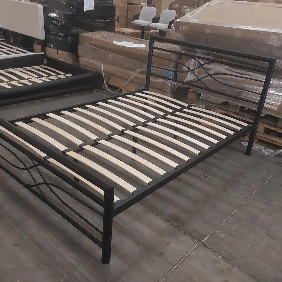 DESIGNER METAL DOUBLE BED FRAME