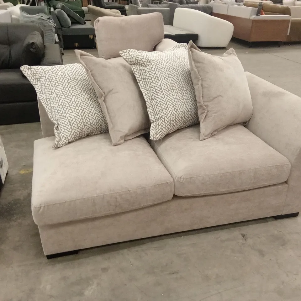 5 x ASSORTED DESIGNER SOFA PARTS