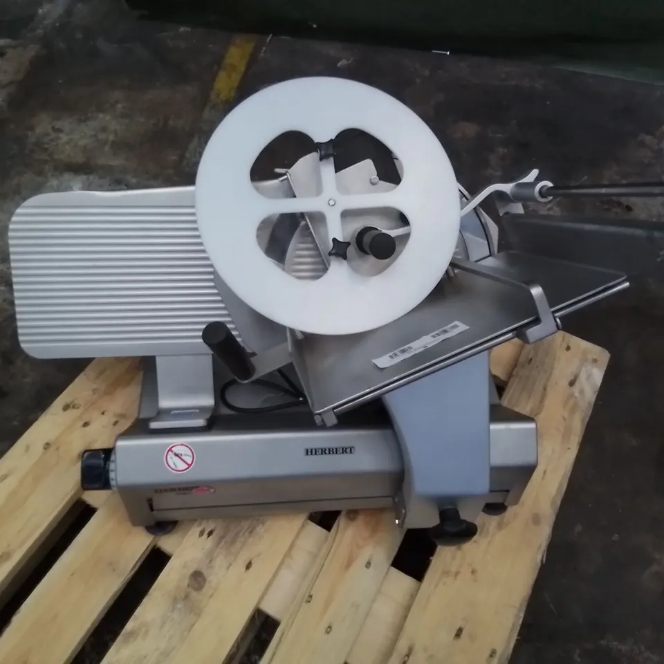 SCHARFEN HERBERT G330 MEAT SLICER 