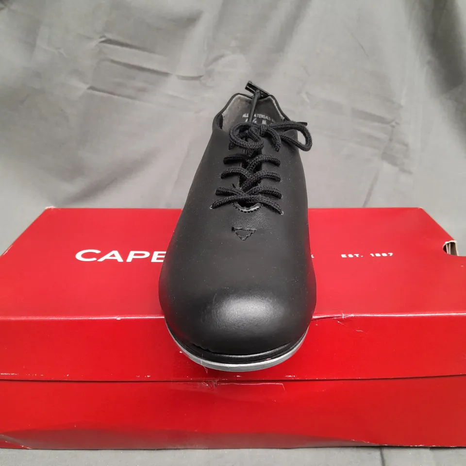 BOXED CAPEZIO TAP DANCING BLACK SHOES - SIZE 4 1/2