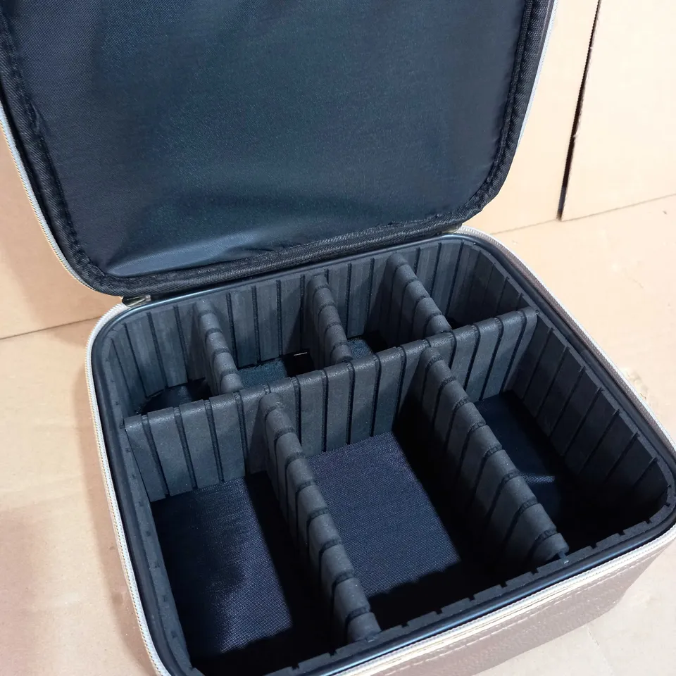 METALLIC MAKE-UP ORGANISER TWO TIER VANITY CASE - GOLD