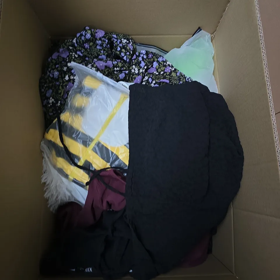 BOX OF APPROXIMATELY 25 CLOTHING ITEMS INCLUDING: BLACK SKIRT, BLUE ASOS JEANS AND BROWN NEXT BARREL LEG PANTS