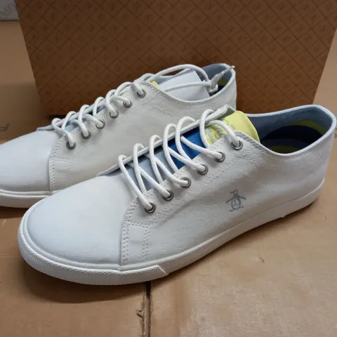 BOXED BRAND NEW PENGUIN WHITE TRAINERS - UK 8