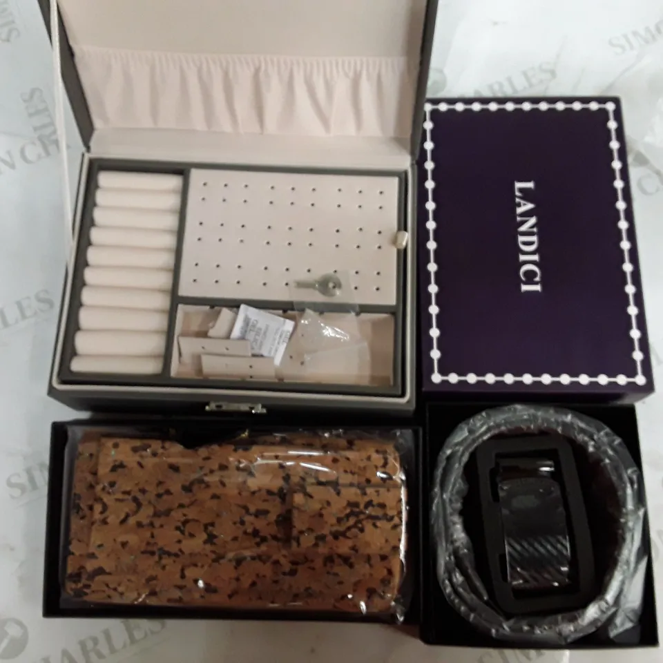 BOX TO CONTAIN AN ASSORTMENT OF BELTS, PURSES AND JEWLERY STORAGE ORGANISERS