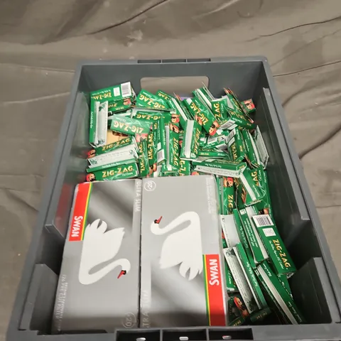 TOTE OF ASSORTED CIGARETTE ITEMS TO INCLUDE ZIG-ZAG AND SWAN