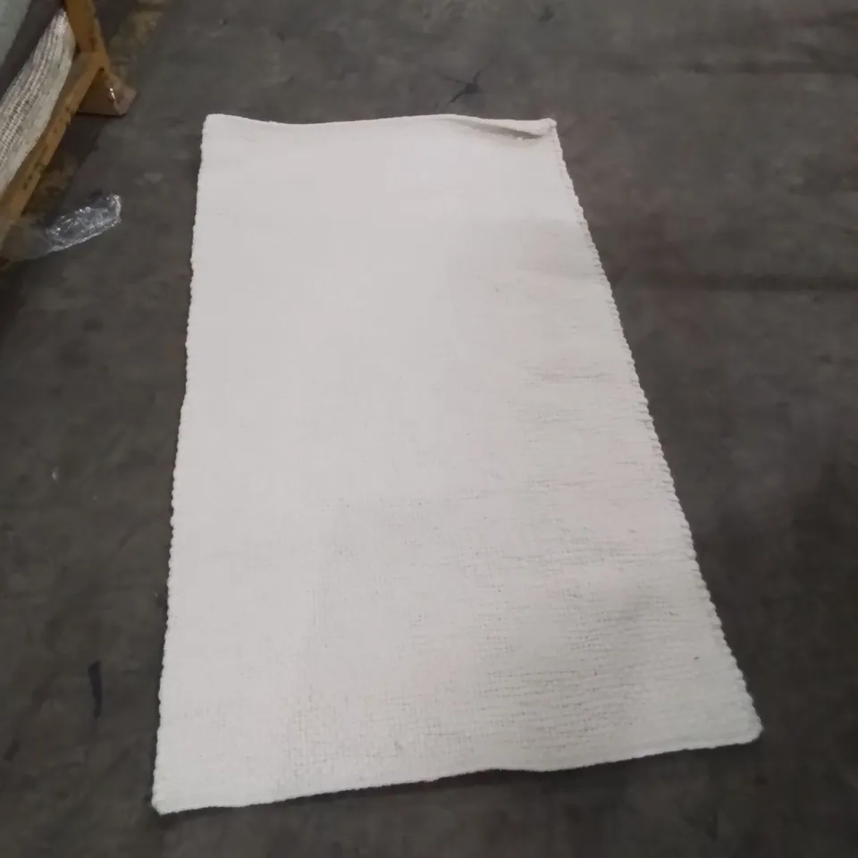 QUALITY DESIGNER AREA RUG - APPROXIMATELY 160X80CM