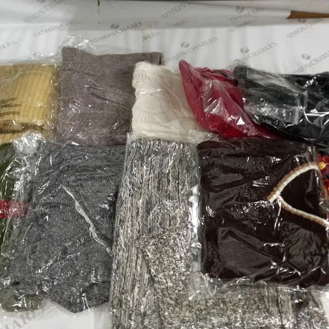 LOT OF 10 ASSORTED BAGGED CLOTHING ITEMS - VARIOUS SIZES