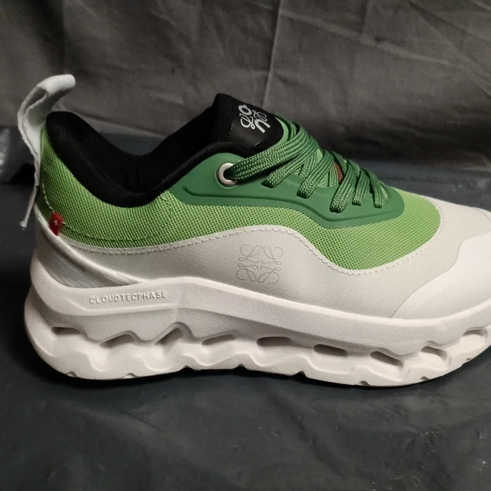 ON RUNNING CLOUDTEC TRAINER – UK SIZE 4