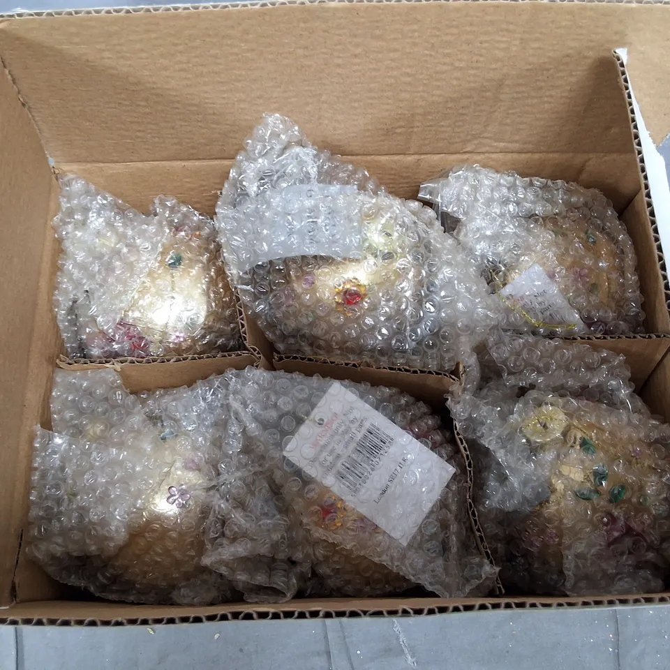 SET OF 6 GISELA GRAHAM DECORATIVE GOLD BAUBLES