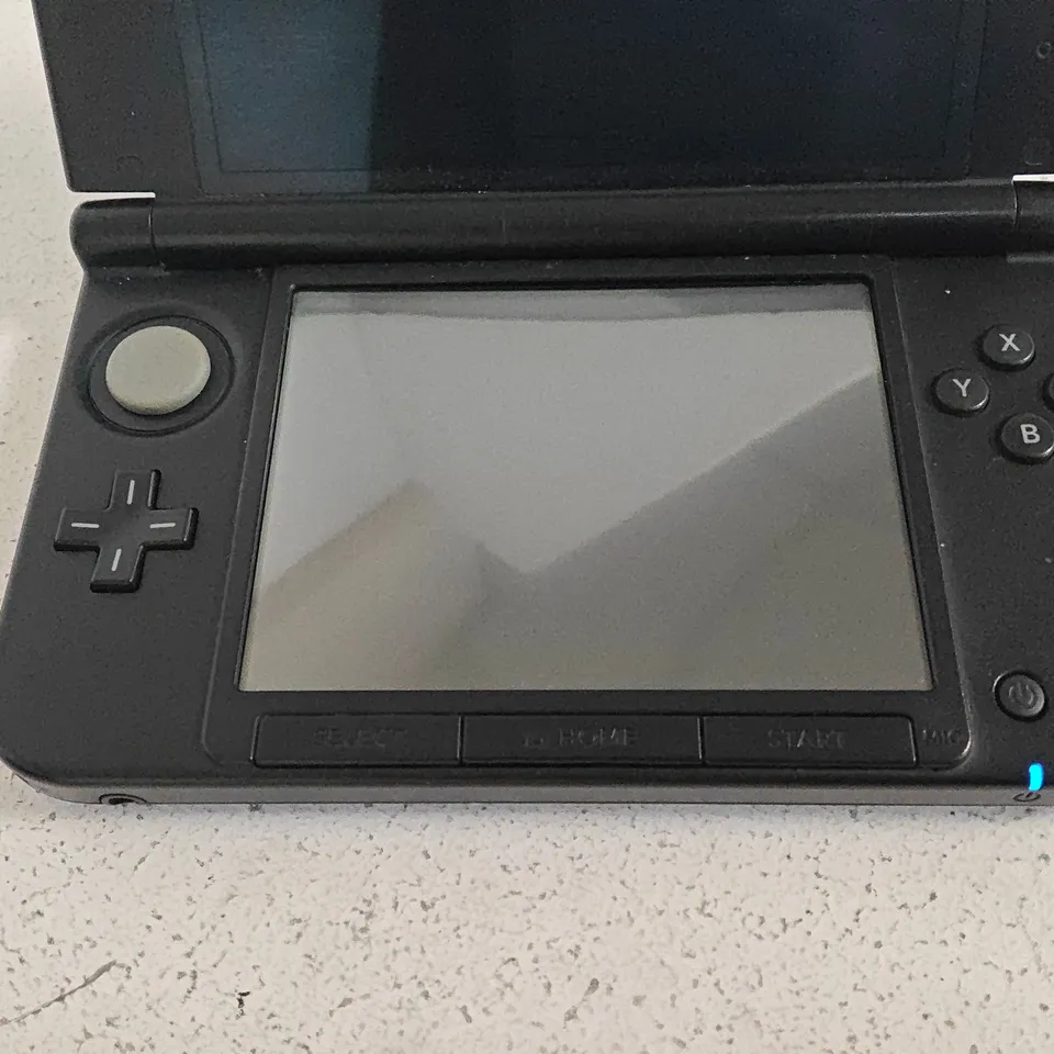 UNBOXED NINTENDO 3DS XL IN BLUE
