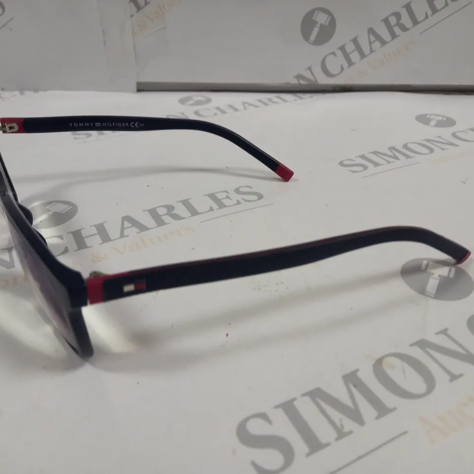 UNBOXED PAIR OF TOMMY HILFIGER GLASSES