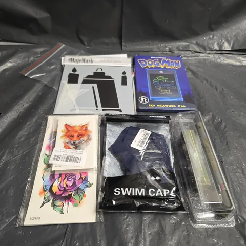 APPROXIMATELY 10 ASSORTED TOYS & GAMES PRODUCTS TO INCLUDE , DRAWING PAD , BALLOONS , ETC 