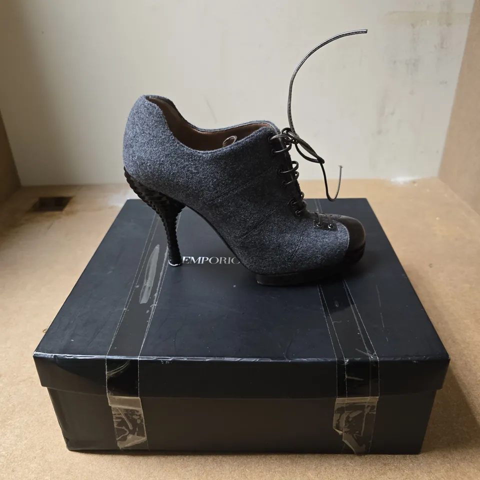 EMPORIO ARMANI WOMEN'S GREY FELT ANKLE BOOTS – UK 5 