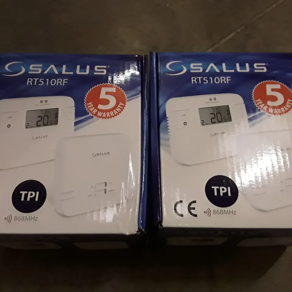 LOT OF 2 SALUS RT510RF PROGRAMMABLE ROOM THERMOSTATS WITH RF