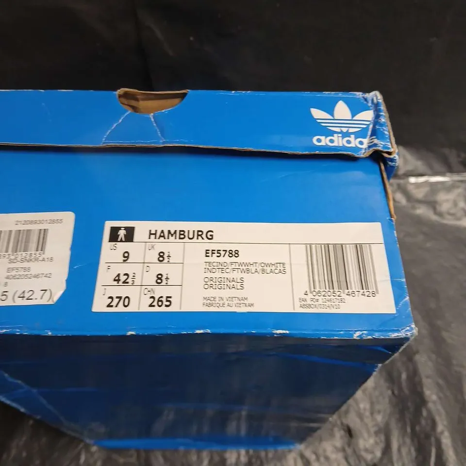 BOXED PAIR OF ADIDAS HAMBURG NAVY SUEDE SNEAKERS – UK9 (EU 42 2/3)
