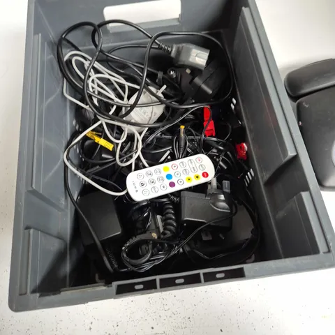 TOTE OF APPROXIMATELY 8 ASSORTED ITEMS TO INCLUDE: LANDLINE PHONE