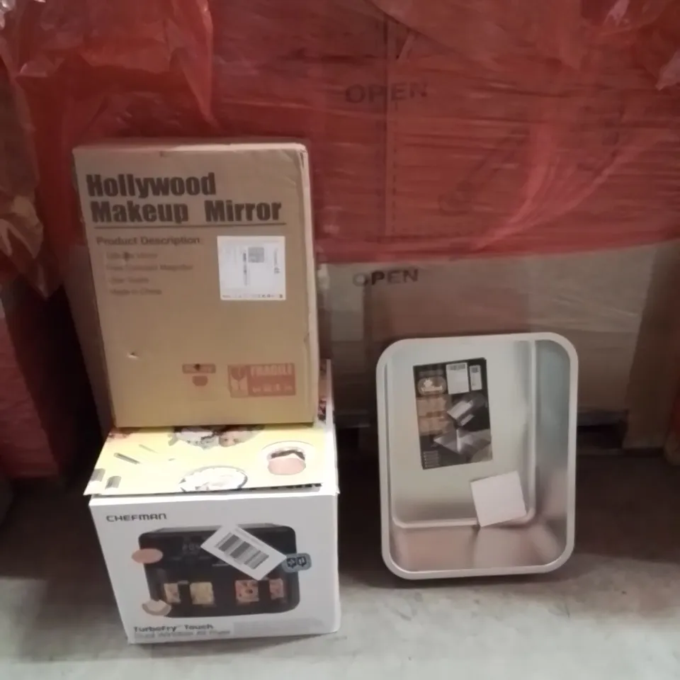 PALLET OF ASSORTED HOUSEHOLD GOODS AND PRODUCTS TO INCLUDE;AIR FRYER,CAT LITTER TRAY,MIRROR 