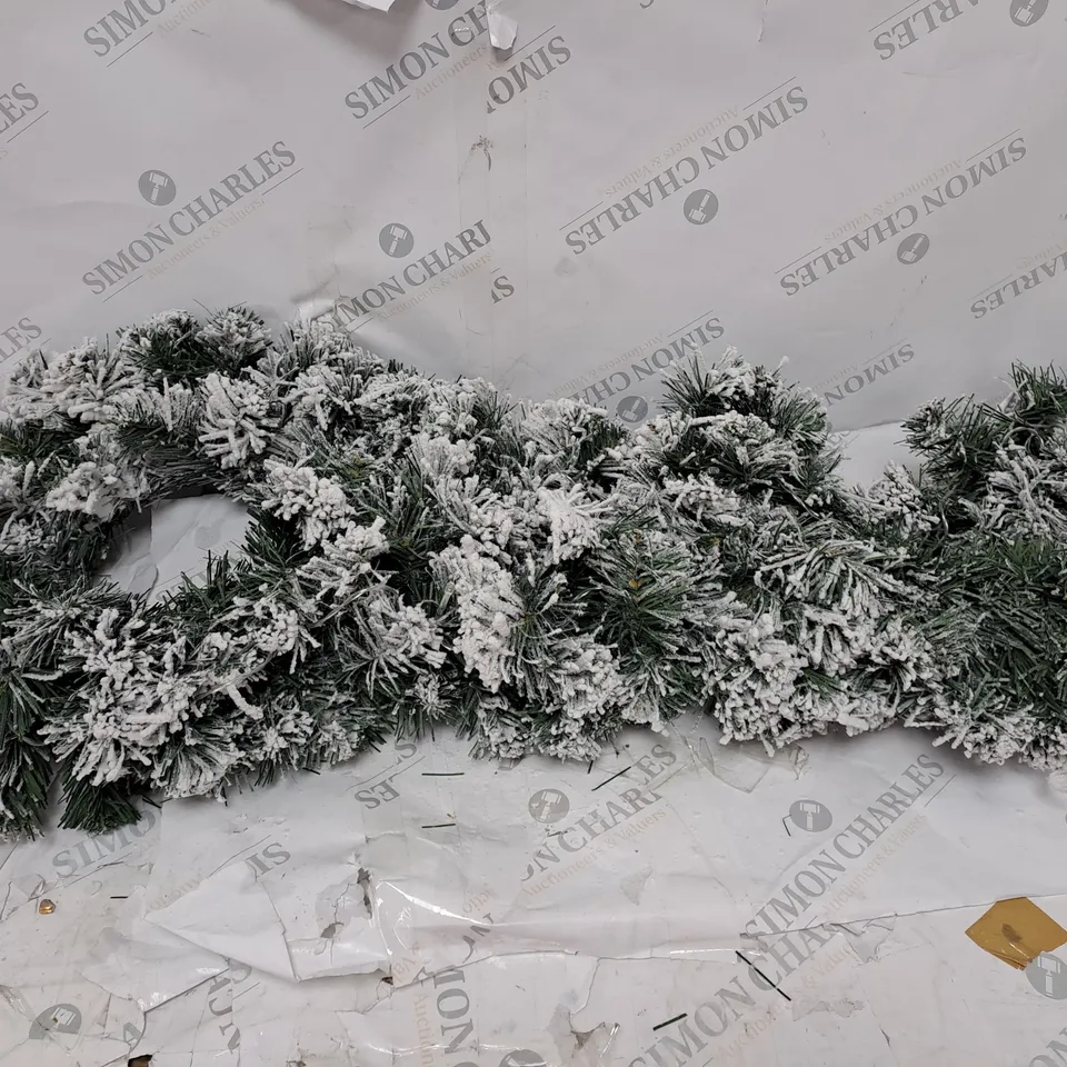 BOXED 6FT PRE LIT EMPEROR FLOCKED GARLAND RRP £44.99