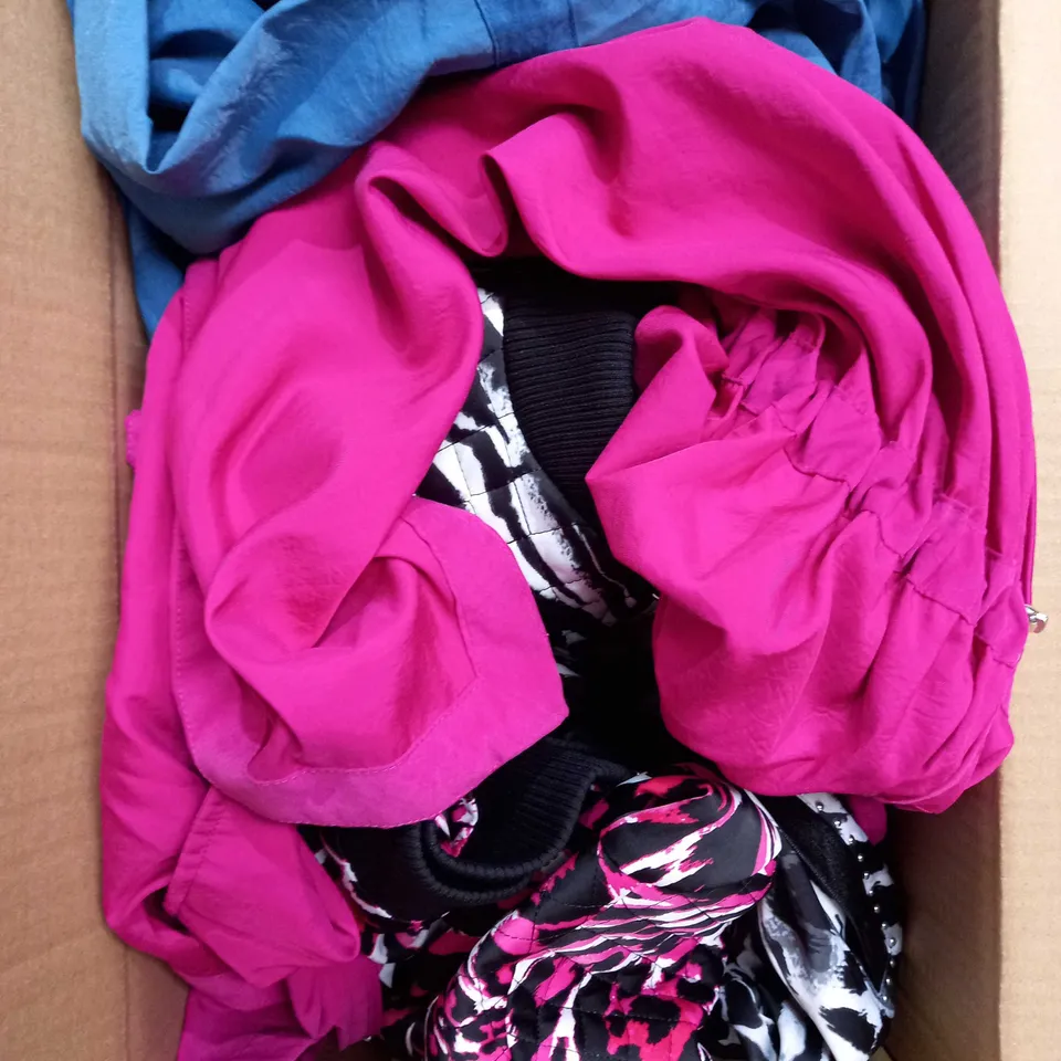 BOX OF APPROXIMATELY 10 ITEMS OF CLOTHING IN VARIOUS STYLES AND SIZES, TO INCLUDE JULIEN MACDONALD, BADGELY MISCHKA, ETC