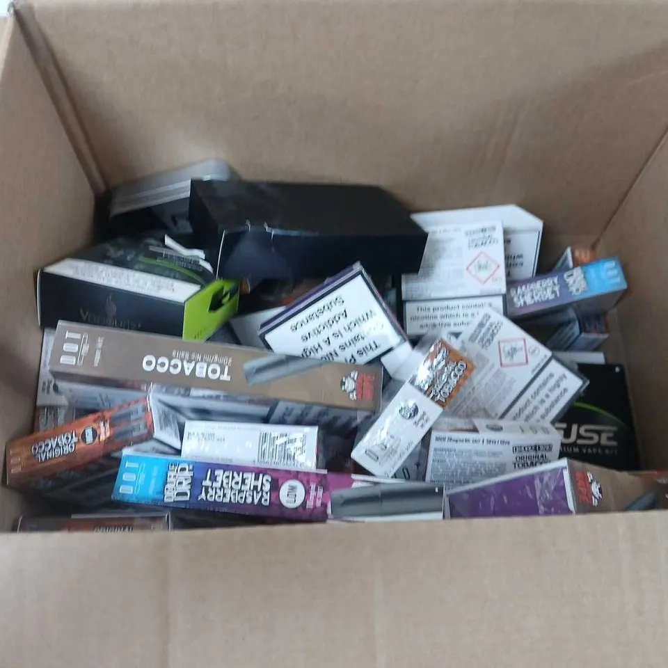 BOX OF APPROXIMATELY 35 ASSORTED E-CIGARETTES AND COMPONENTS TO INCLUDE: ASSORTED VAPOURIZ DEVICE KITS 