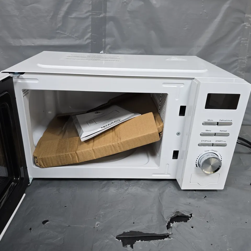 SWAN 20L 700W DIGITAL MICROWAVE - WHITE - COLLECTION ONLY 