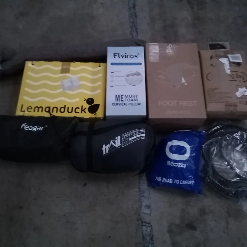 PALLET OF ASSORTED ITEMS INCLUDING AMERIERGO FOOT REST, SLEEPING BAG, ELVIROS MEMORY FOAM CERVICAL PILLOW, DOOR STOPPER, LEMONDUCK SEAT CUSHION 