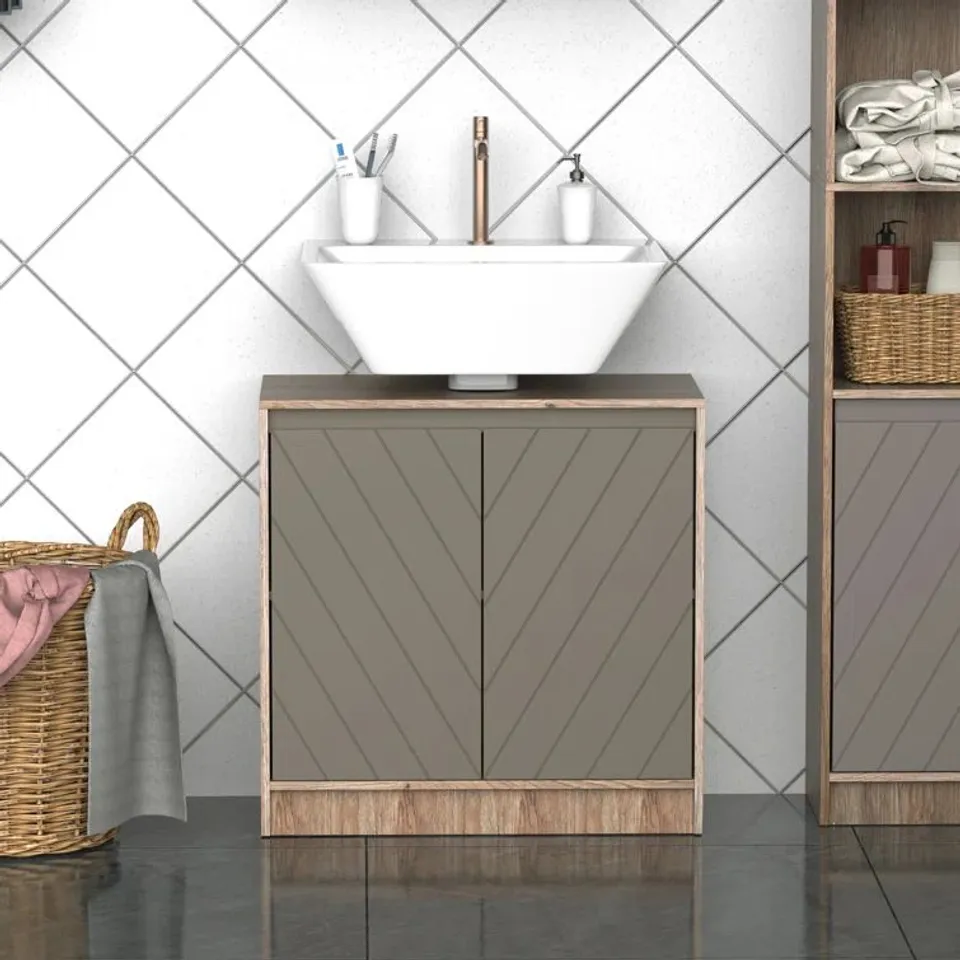 BOXED WILTON FREESTANDING BACK TO WALL TOILET UNIT (1 BOX)