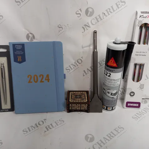 BOX OF APPROXIMATELY 12 ASSORTED ITEMS TO INCLUDE - 2024 PLANNER DIARY - PARKER PEN - SIKAFLEX 522 ECT