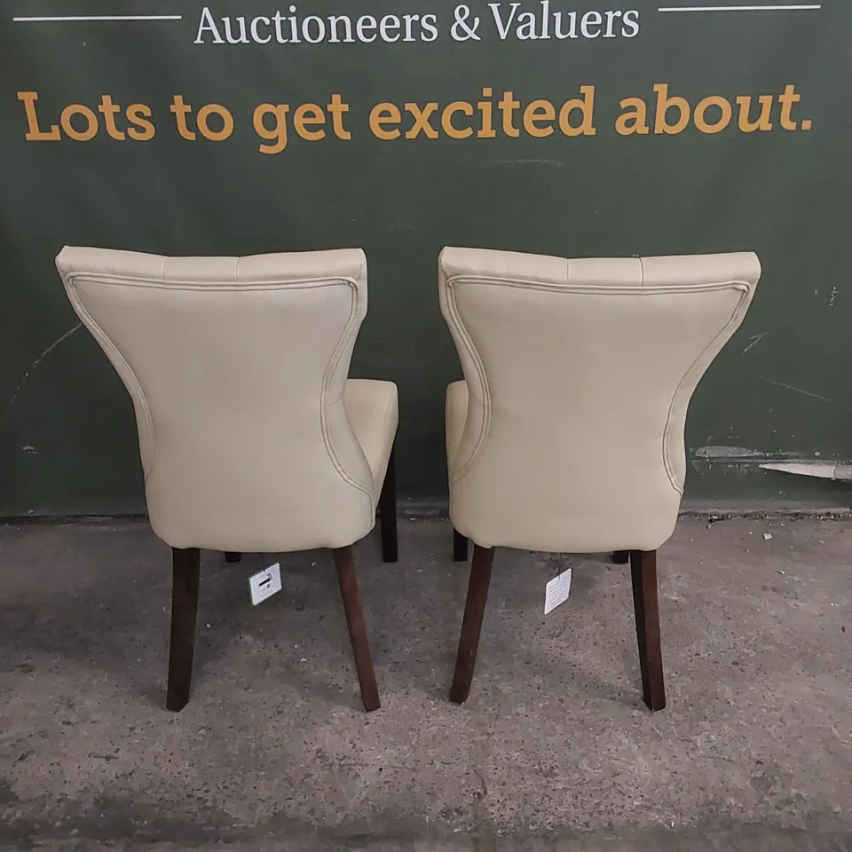 SET OF 2 BEWLEY IVORY LEATHER BUTTON BACK DINING CHAIRS WITH DARK WOOD LEGS 
