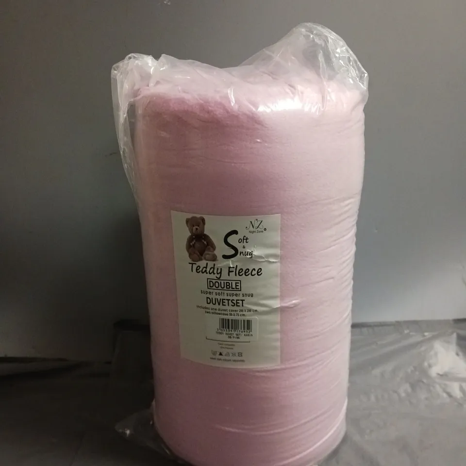 SEALED SOFT & SNUG TEDDY FLEECE IN PINK - DOUBLE 